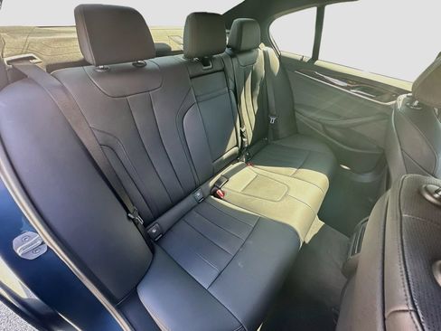 Used 2023 BMW 530i w/ Convenience Package RWD image 30