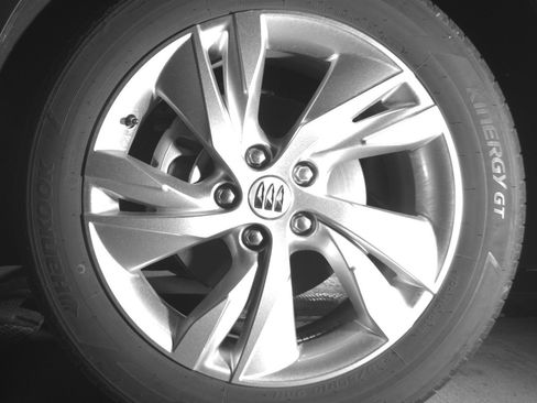 Used 2025 Buick Encore GX Preferred FWD image 12