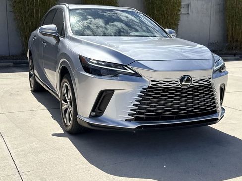 Used 2025 Lexus RX 350 Premium w/ Accessory Package (Z1) image 12