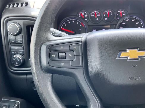 Used 2023 Chevrolet Silverado 1500 Custom AWD/4WD image 23