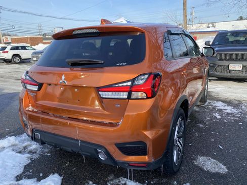 Used 2022 Mitsubishi Outlander Sport SE image 3