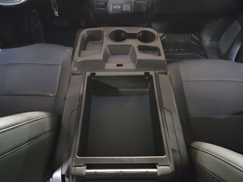 Used 2023 GMC Sierra 2500 Pro w/ Convenience Package image 25