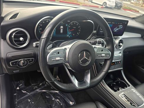 Used 2022 Mercedes-Benz GLC 300 4MATIC image 27