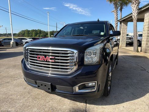 Used 2018 GMC Yukon SLE w/ Convenience Package AWD/4WD image 11