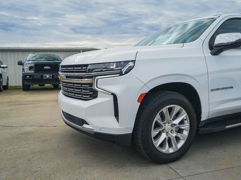 Used 2023 Chevrolet Suburban Premier image 27