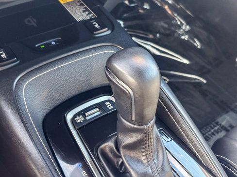 Certified 2025 Toyota Corolla XSE image 25