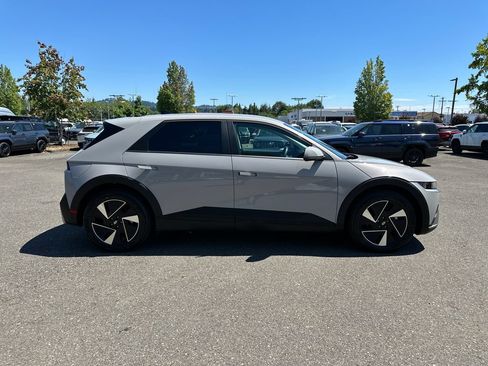 Used 2026 Hyundai Ioniq 5 SEL AWD/4WD image 7