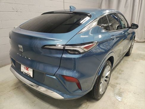 New 2026 Buick Envista Avenir FWD image 2