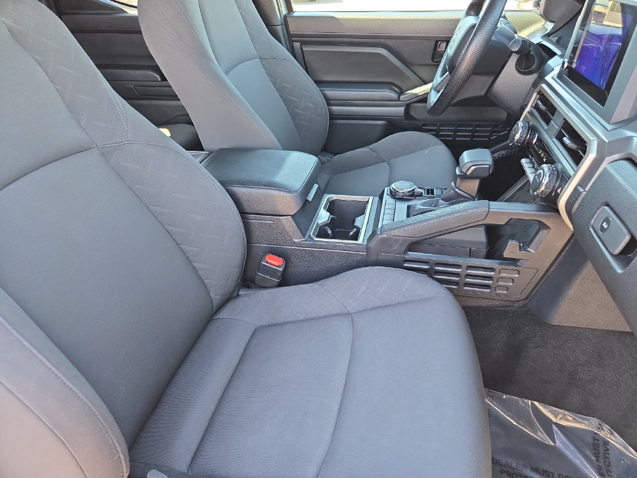 Used 2024 Toyota Tacoma SR5 AWD/4WD image 10
