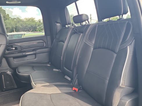 Used 2025 RAM 3500 Limited AWD/4WD image 10