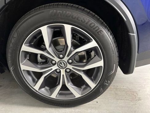 Certified 2023 Acura MDX FWD w/ Technology Package image 9
