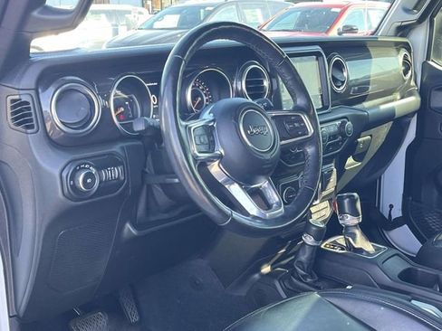 Used 2021 Jeep Wrangler Unlimited Sahara image 12