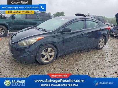 Used 2011 Hyundai Elantra GLS w/ Navigation Pkg 4