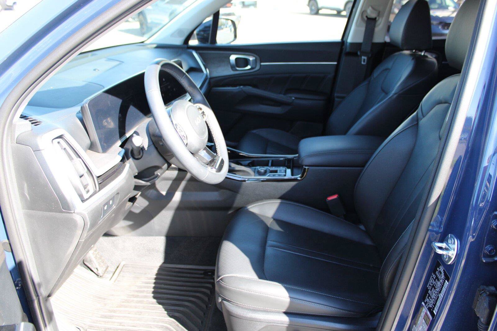 Used 2024 Kia Sorento SX AWD/4WD image 22