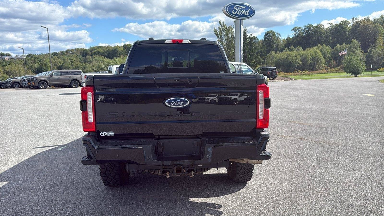 Used 2023 Ford F350 XLT w/ Tremor Off-Road Package AWD/4WD image 4