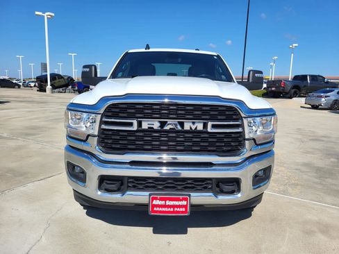 Used 2024 RAM 3500 Big Horn image 8
