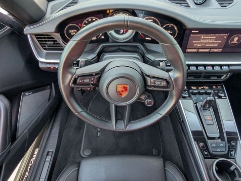 Used 2022 Porsche 911 Turbo S image 15