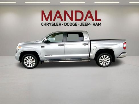 Used 2017 Toyota Tundra SR5 w/ SR5 Upgrade Package AWD/4WD image 9