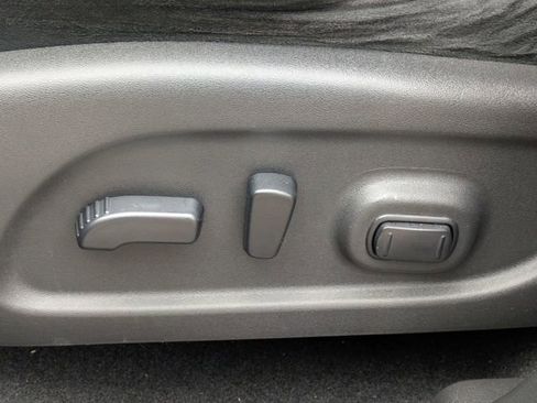 Used 2015 Nissan Murano SV image 17