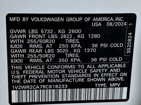 Used 2024 Volkswagen Atlas SE FWD image 25
