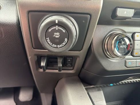 Used 2018 Ford F150 Raptor w/ Equipment Group 802A Luxury AWD/4WD image 10