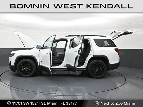Used 2022 GMC Acadia SLE w/ Driver Convenience Package image 31