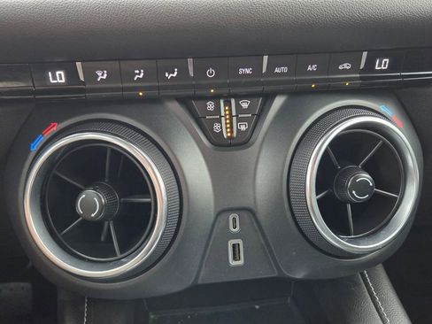 Certified 2023 Chevrolet Blazer LT FWD image 25