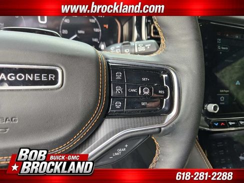 Used 2024 Jeep Grand Wagoneer Series III w/ Rear Seat Video Group 1 AWD/4WD image 27