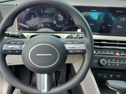 New 2026 Hyundai Tucson SE image 7