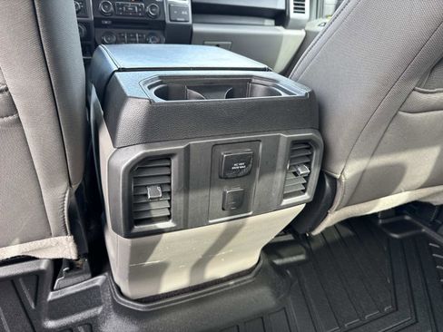 Used 2016 Ford F150 XLT w/ Equipment Group 302A Luxury image 16