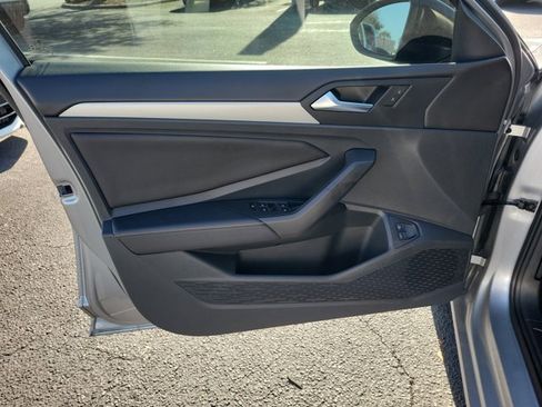 Certified 2024 Volkswagen Jetta Sport image 16