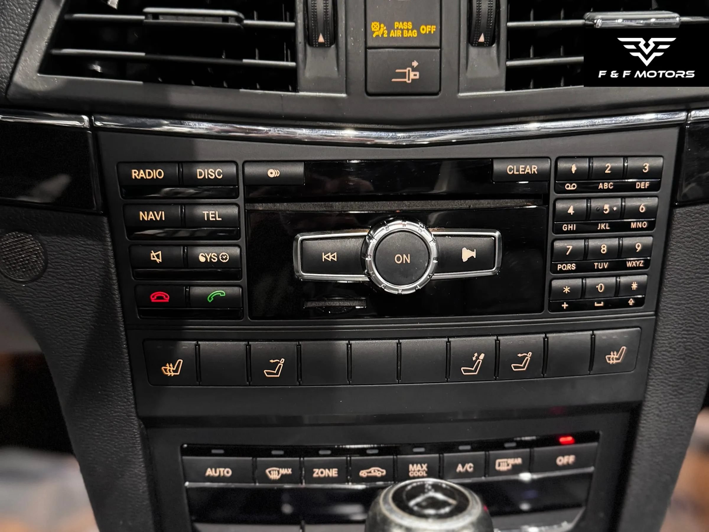 Used 2013 Mercedes-Benz E 350 Cabriolet image 24