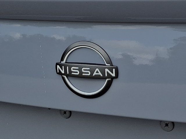 Used 2025 Nissan Versa SR w/ Trunk Package FWD image 32