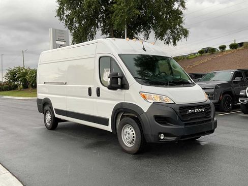 Used 2024 RAM ProMaster 2500 w/ Convenience Group FWD image 7