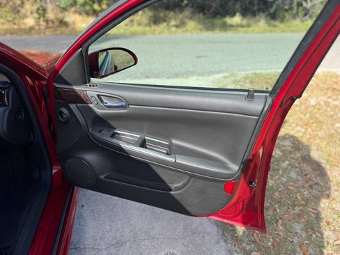 Used 2013 Chevrolet Impala LT image 20