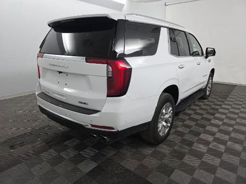 Used 2025 GMC Yukon Denali image 3