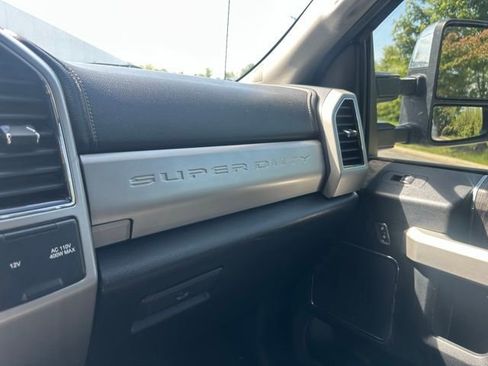 Used 2021 Ford F250 Lariat w/ Chrome Package AWD/4WD image 18