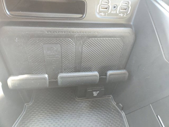 Used 2022 RAM 1500 Limited AWD/4WD image 16