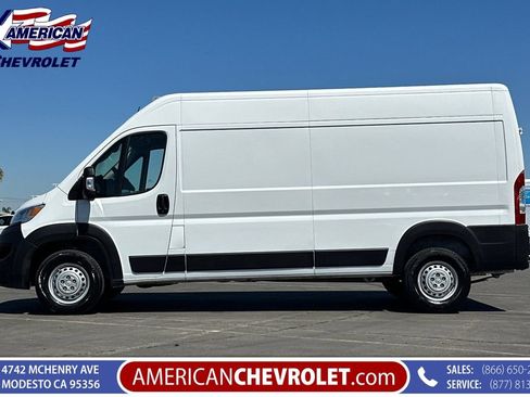Used 2025 RAM ProMaster 2500 w/ Convenience Group FWD image 7