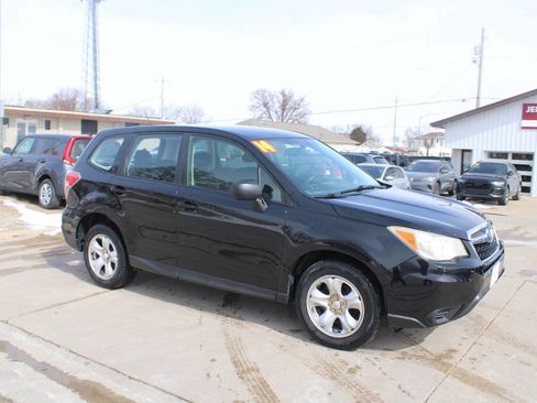 Used 2014 Subaru Forester 2.5i image 2