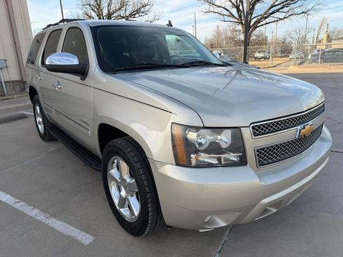 Used 2013 Chevrolet Tahoe LTZ image 3
