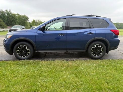 Used 2020 Nissan Pathfinder SV AWD/4WD image 13