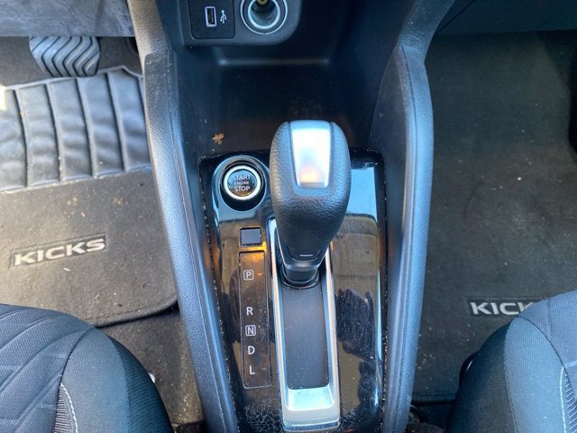 Used 2021 Nissan Kicks S FWD image 23