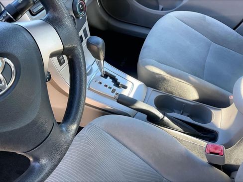 Used 2012 Toyota Corolla LE image 14