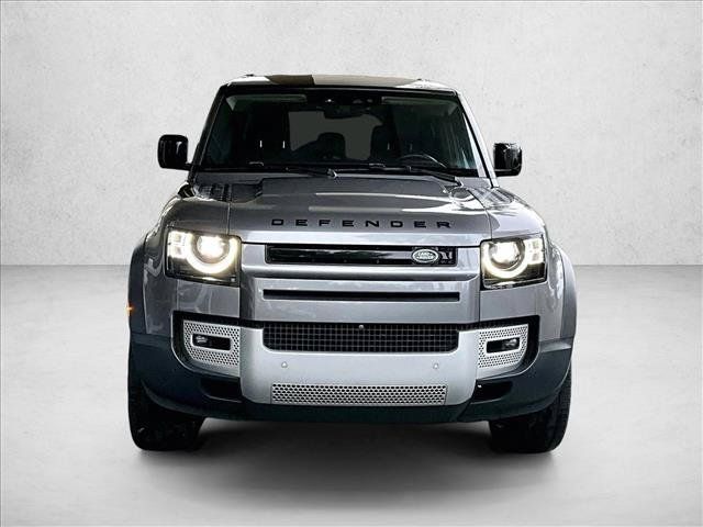 Used 2020 Land Rover Defender 110 SE AWD/4WD image 3