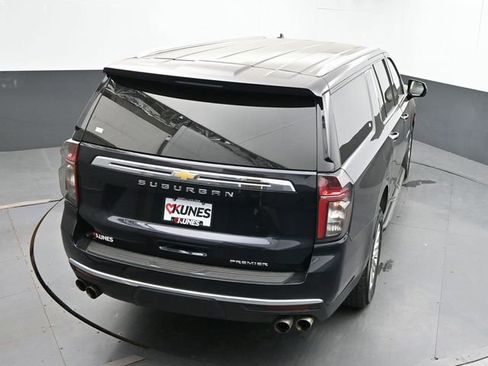 Used 2023 Chevrolet Suburban Premier AWD/4WD image 46