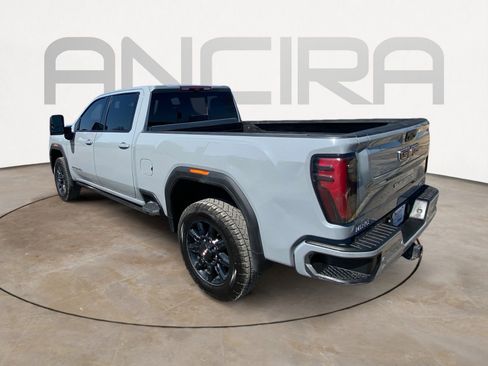 Used 2024 GMC Sierra 2500 AT4 w/ AT4 Premium Plus Package image 8