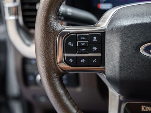 Used 2024 Ford F350 King Ranch w/ Chrome Package image 42