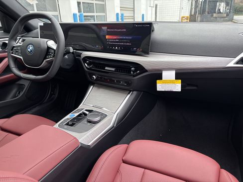 New 2026 BMW i4 eDrive40 w/ Parking Assistance Package image 34