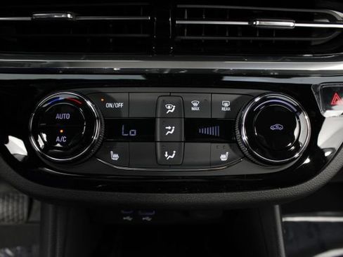 New 2026 Buick Envista Sport Touring w/ Convenience I Package FWD image 6